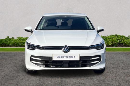 Volkswagen Golf Photo autoimg-39f0d75f7b70376dfd94b1b9c2a6822d3bd72100.jpg
