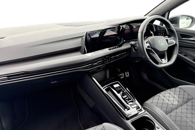 VOLKSWAGEN Golf Photo 2