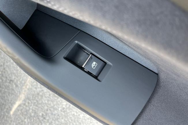 AUDI Q6 E-Tron Photo 48