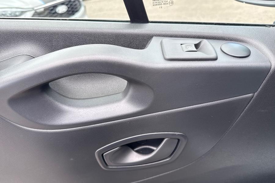 Renault TRAFIC Photo autoimg-39f7c41b9388a461b8eec0a459964fe9e0ca5b4a.jpg