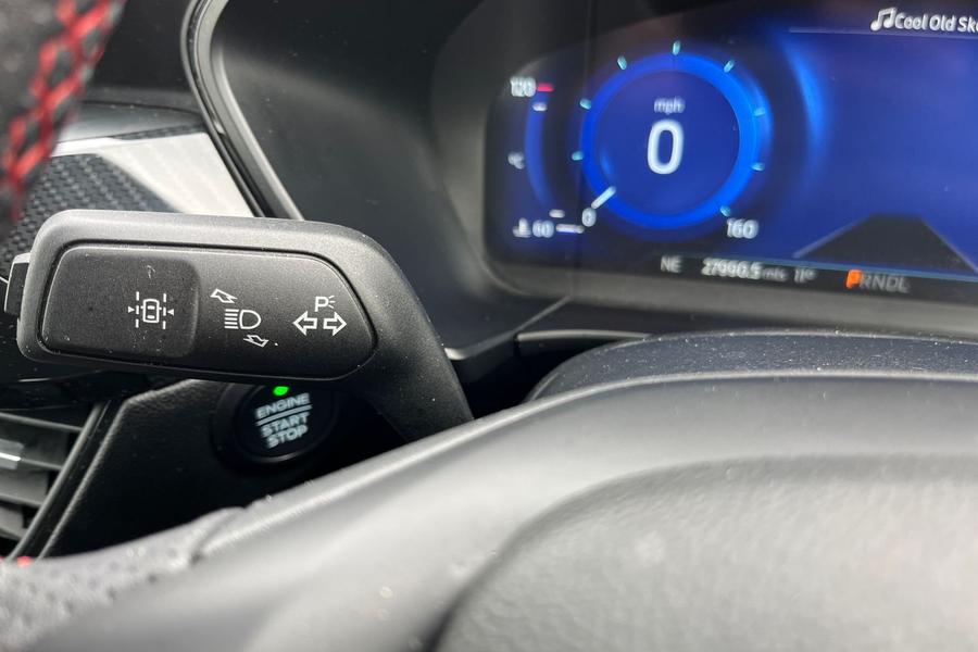Ford KUGA Photo autoimg-39f94ad9d6f7583091cf6ded23e290a952c4bc27.jpg