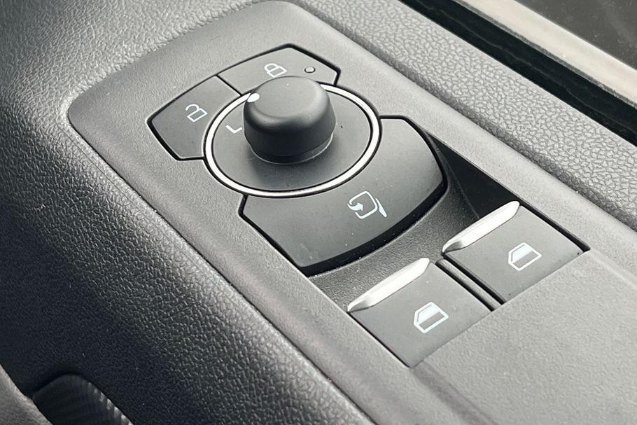 Used Ford TRANSIT CUSTOM 39