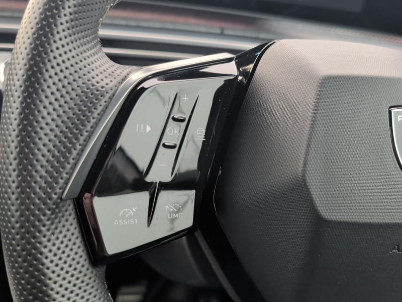 Used Peugeot E-3008 NV24VOB 36