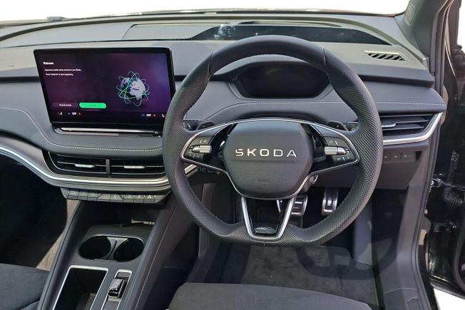 ŠKODA Enyaq Photo 11