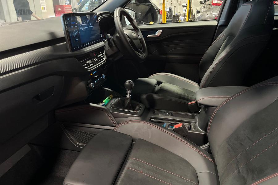 Ford KUGA Photo autoimg-39fbcb4d745f9b9b775028889653a0bd3aee67ba.jpg