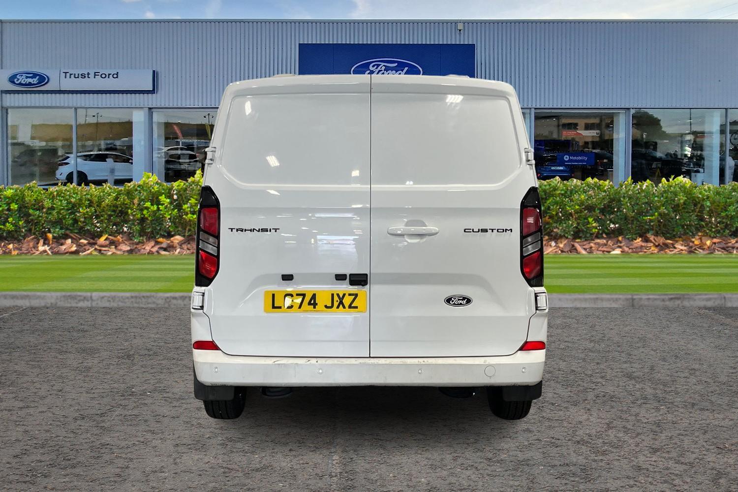 Ford TRANSIT CUSTOM Photo 12