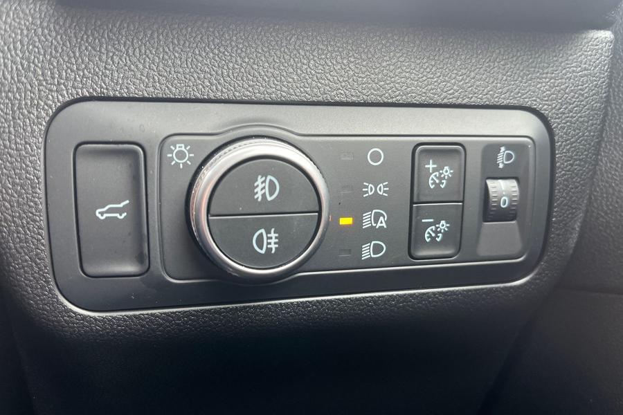 Ford KUGA Photo autoimg-39fee76176488030f969212671348342a988a6e5.jpg