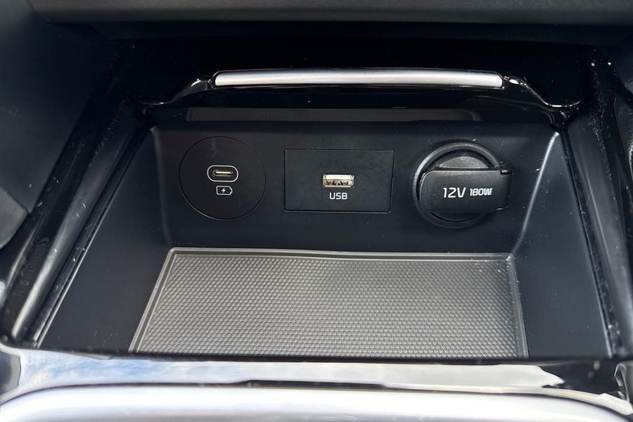Kia XCEED Photo autoimg-39ff345266628f65d9e50fa650d20b1a7f618808.jpg