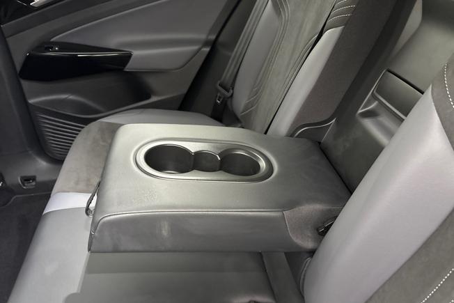 VOLKSWAGEN Id.5 Photo 28