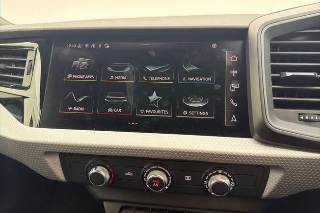Audi A1 Photo 14