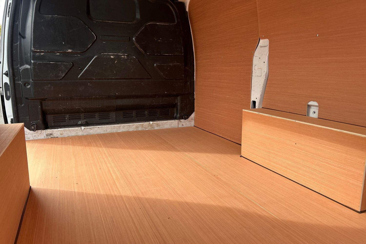 Ford TRANSIT CUSTOM Photo 23