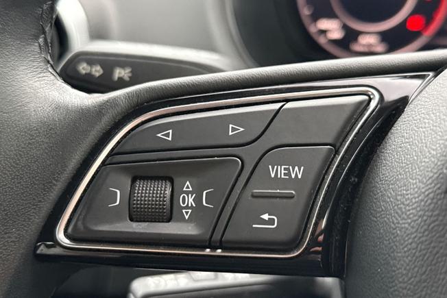 AUDI Q2 Photo 17