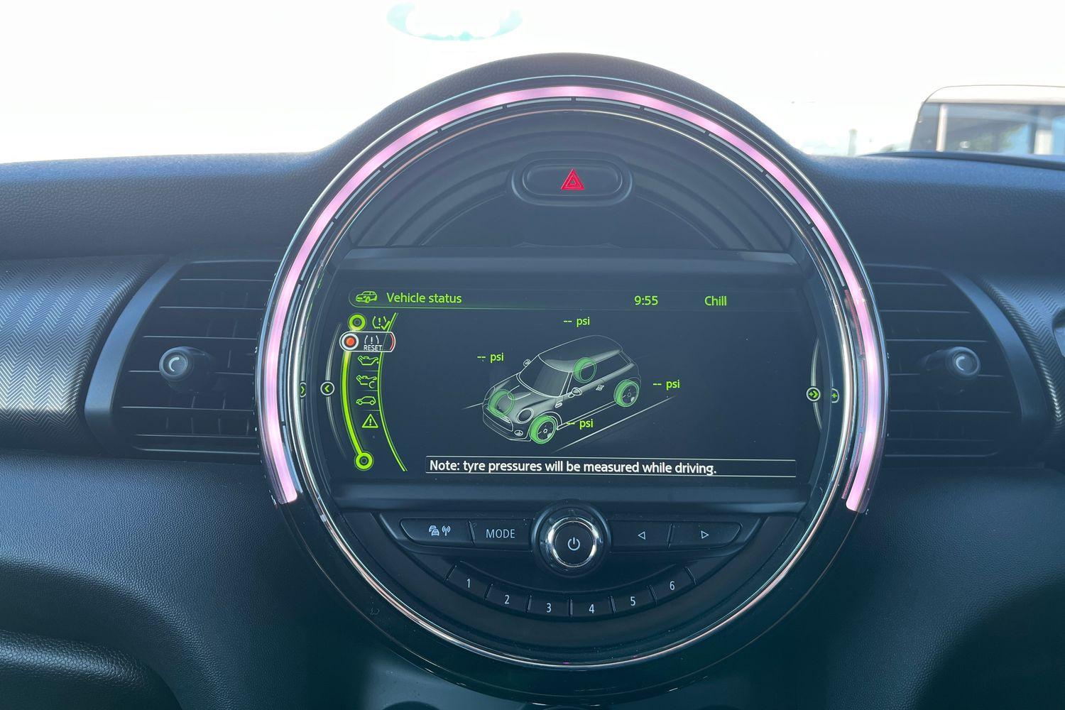 MINI HATCHBACK Photo 37