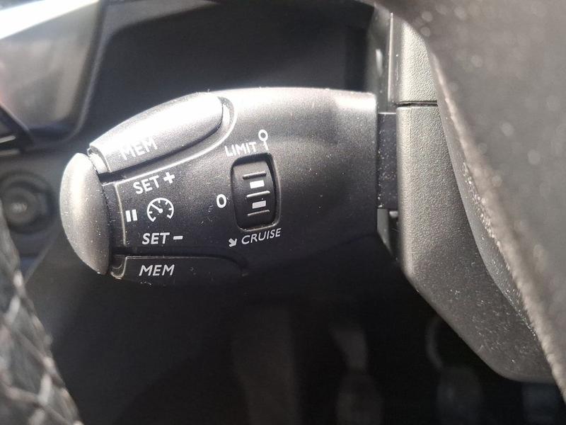 Used Peugeot 5008 KJ19HXB 35
