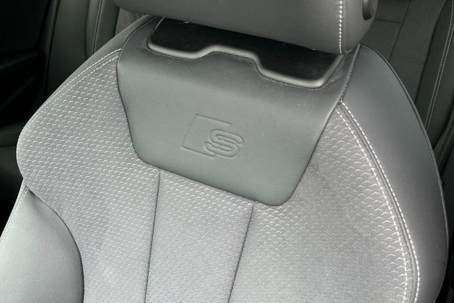 AUDI A4 Avant Photo 48