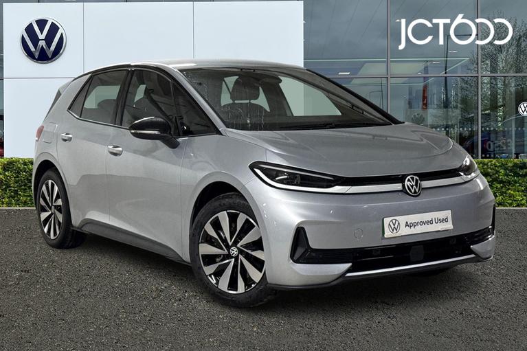 Used 2026 Volkswagen ID.3 Neo 50kWh Life Hatchback 5dr Electric Auto (170 ps) Scale Silver Metallic at JCT600