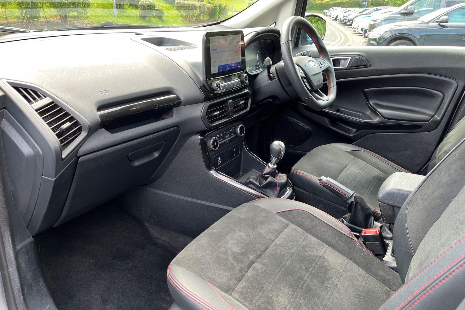Ford ECOSPORT Photo 17