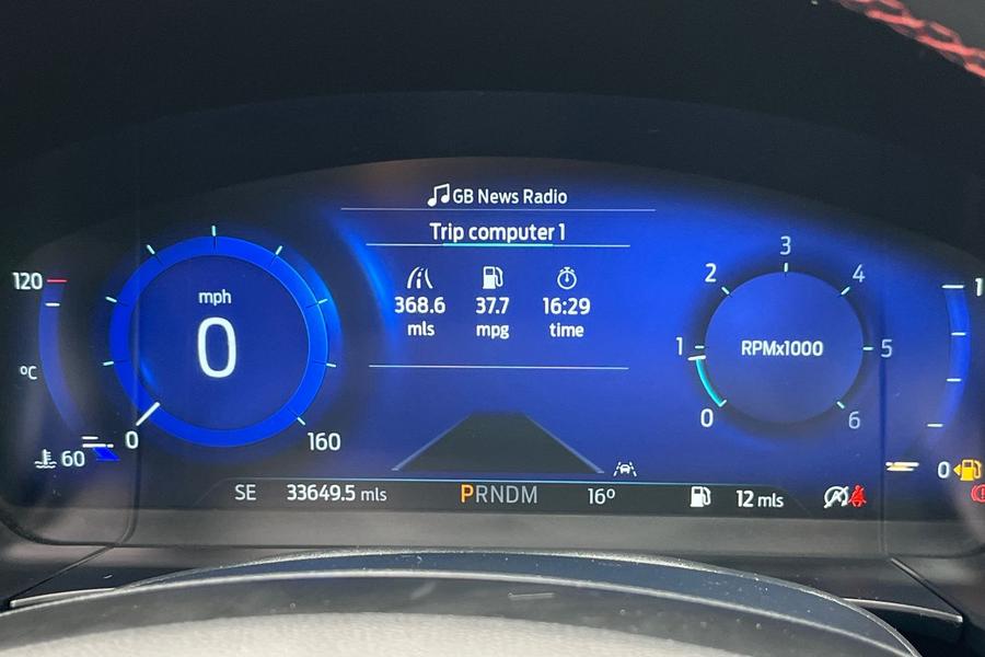 Ford KUGA Photo autoimg-3a24681fc70f76e228b80decb3ed34a2867cdc3c.jpg