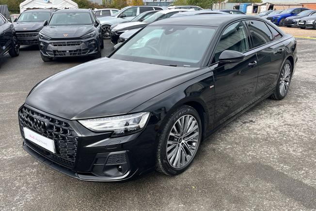 AUDI A8 Photo 31