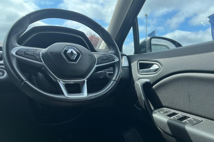Renault CAPTUR Photo autoimg-3a28150cd30a29af39c9257269f5eb7428f08aea.jpg