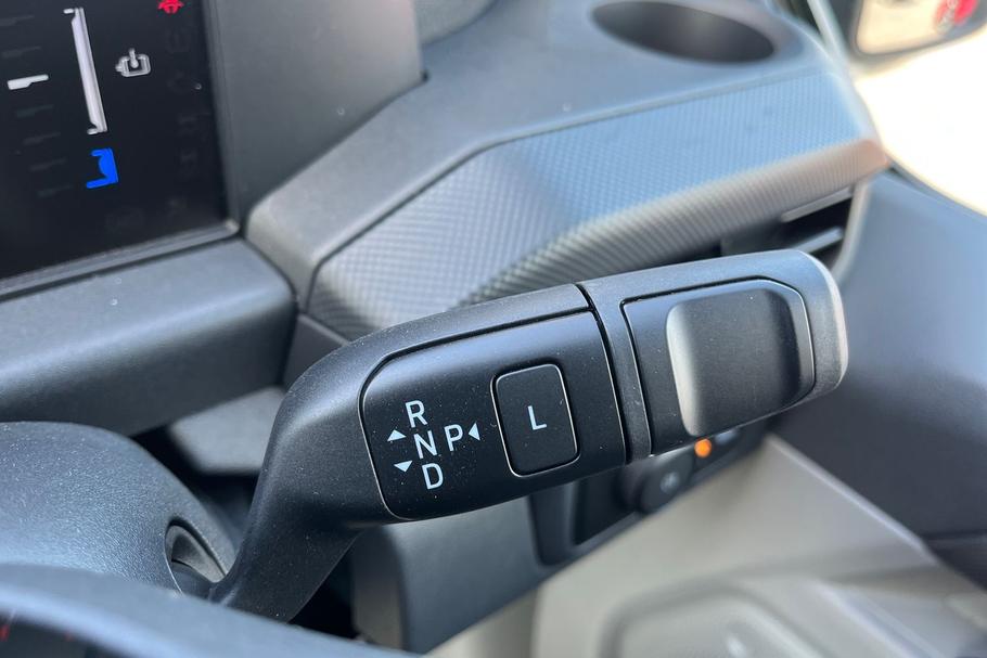 Used Ford E-TRANSIT CUSTOM BL75SXZ 32