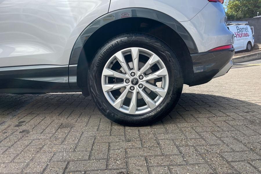 Audi Q3 Photo autoimg-3a2ad9379b183850913eb08e9e79c300f2fd23c9.jpg