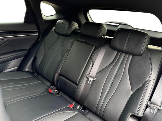 BYD Seal U Photo 9