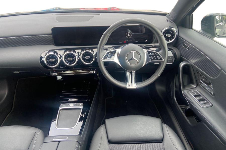 Mercedes-Benz A CLASS Photo autoimg-3a2cf23cef2f5d8c8c222de38acd2866c0d75bba.jpg