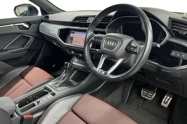 AUDI Q3 Photo 6