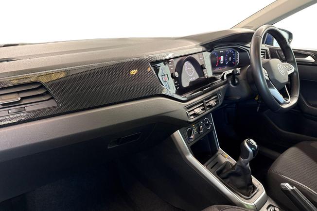 VOLKSWAGEN Polo Photo 2