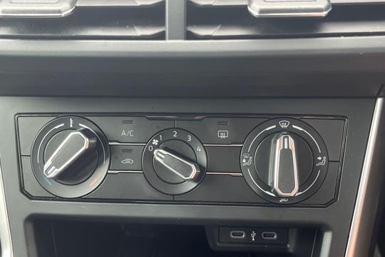 Volkswagen Polo Photo autoimg-3a37e371c8d069dbdd3e56d199346d17536368fe.jpg