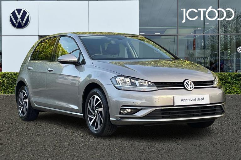 Used 2019 VOLKSWAGEN Golf Match 1.5 TSI EVO 150PS 6-speed Manual Tungsten Silver at JCT600