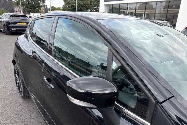 RENAULT Clio Photo 20