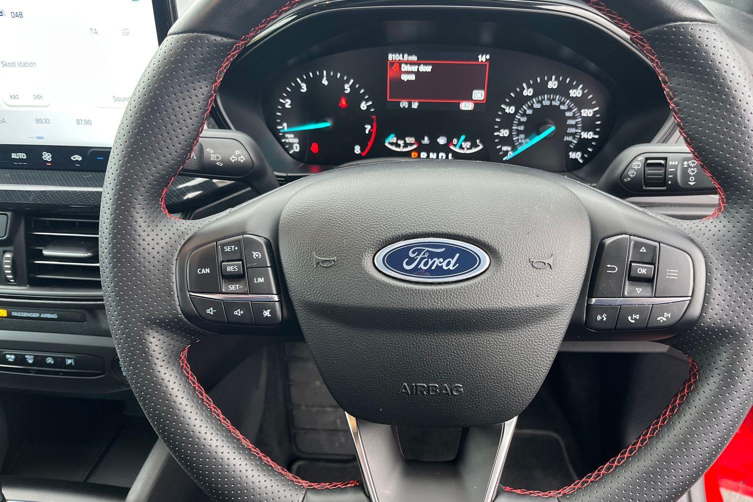Ford Focus Photo 11