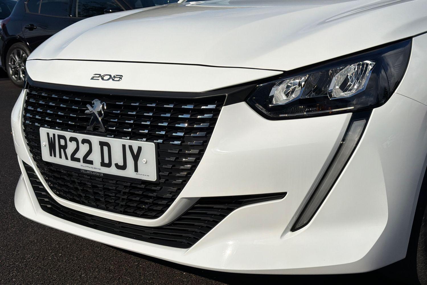Peugeot 208 Photo 22