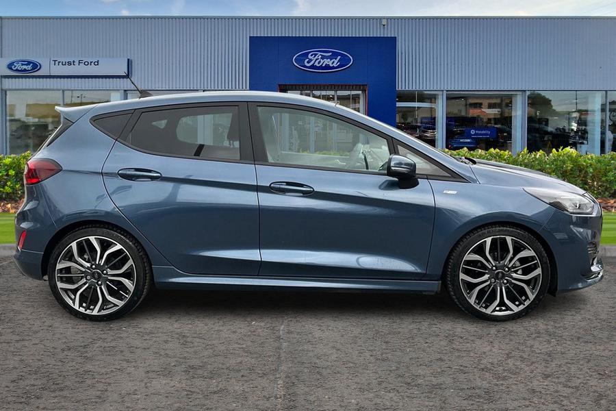 Ford FIESTA Photo autoimg-3a4c1de2b936b2fb03c55fba2fa07e129419057a.jpg