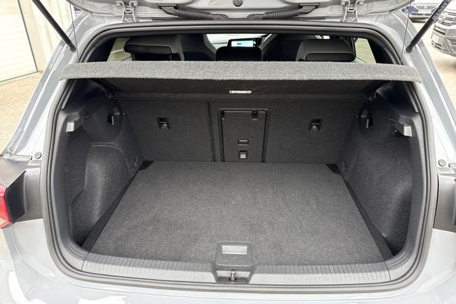 VOLKSWAGEN GOLF Photo 12