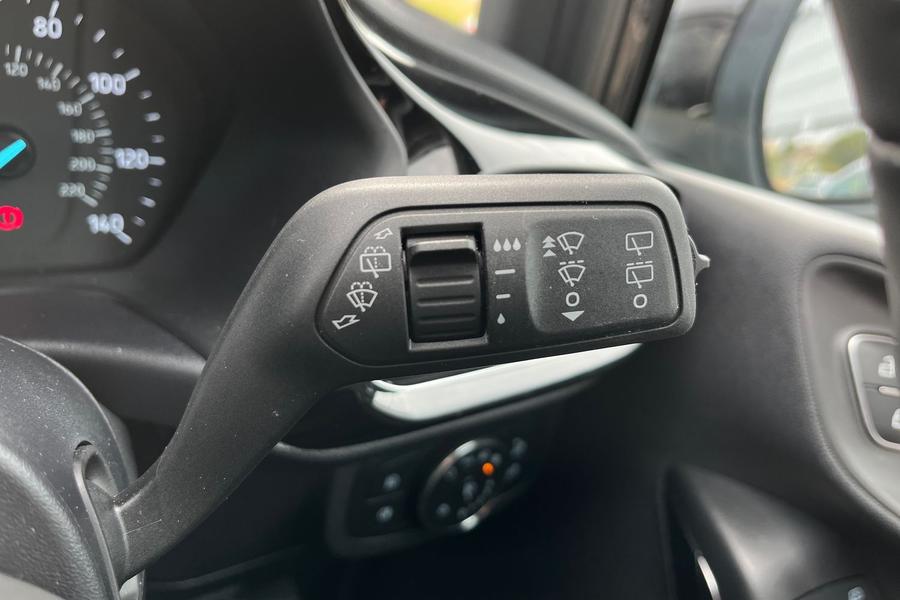 Ford Fiesta Photo autoimg-3a5300018715912d700103fb734c98183abf4738.jpg