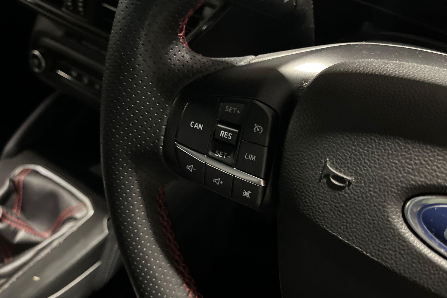 Ford FOCUS Photo 26