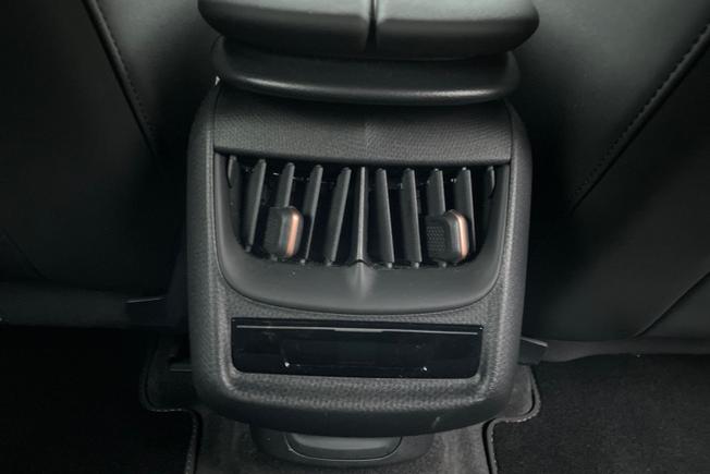 CUPRA Tavascan Photo 36