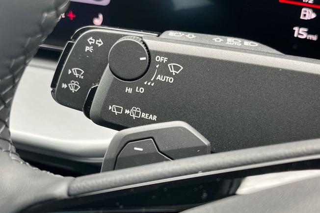 AUDI Q3 Photo 30