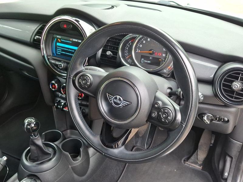 Used MINI Hatch SC18FSK 32