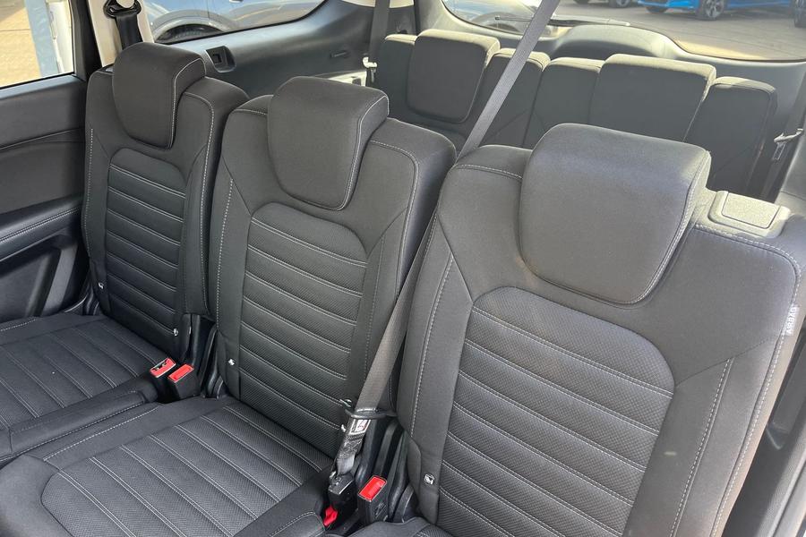 Ford GALAXY Photo autoimg-3a61f072ed2074be1ec6eddf481252c53ea59d3f.jpg