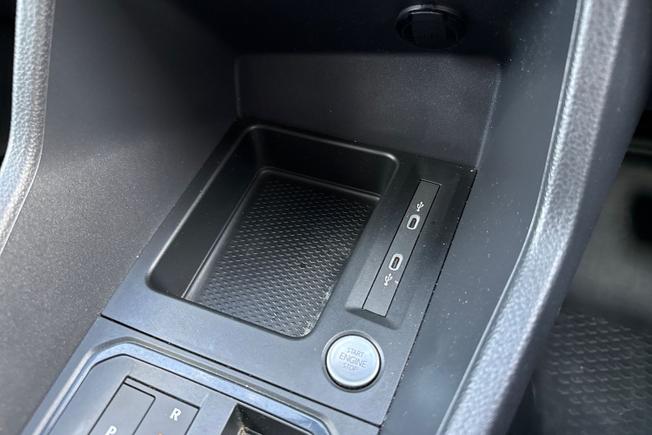 VOLKSWAGEN Caddy Photo 33