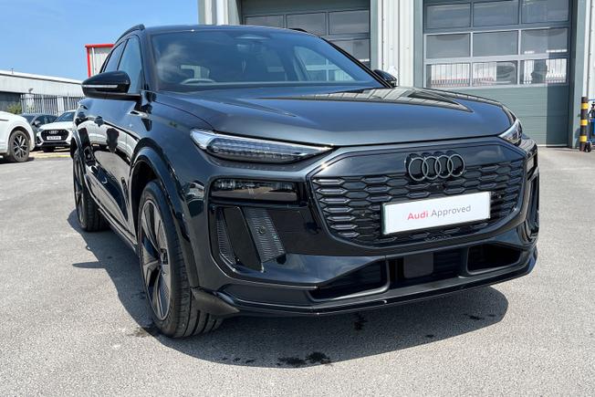 AUDI Q6 E-Tron Photo 22