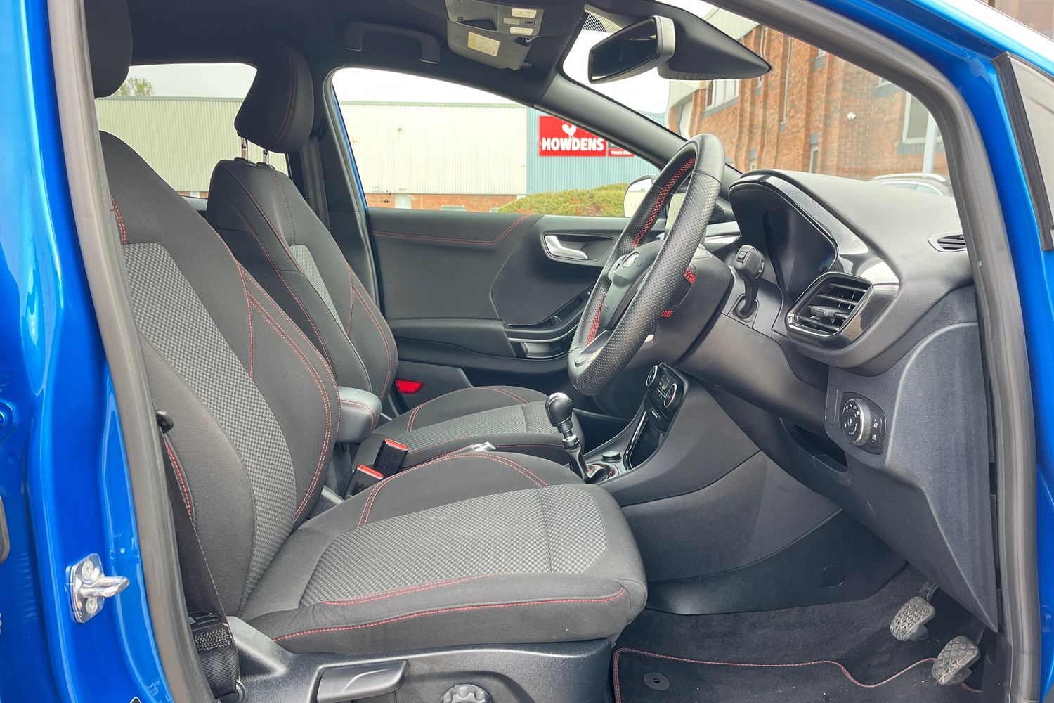 Ford Puma Photo 27