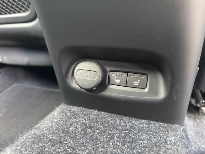 VOLVO Xc40 Photo 27