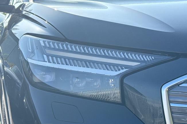 AUDI  Q4 SUV Photo 19
