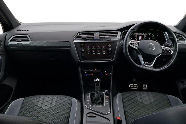 VOLKSWAGEN Tiguan Photo 10