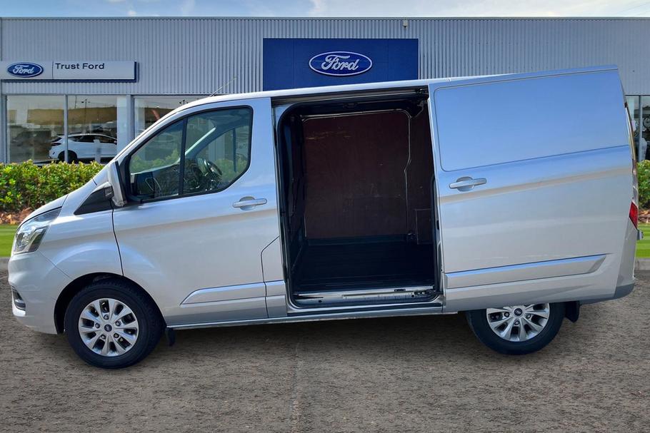 Used FORD TRANSIT CUSTOM YH22HFO 5